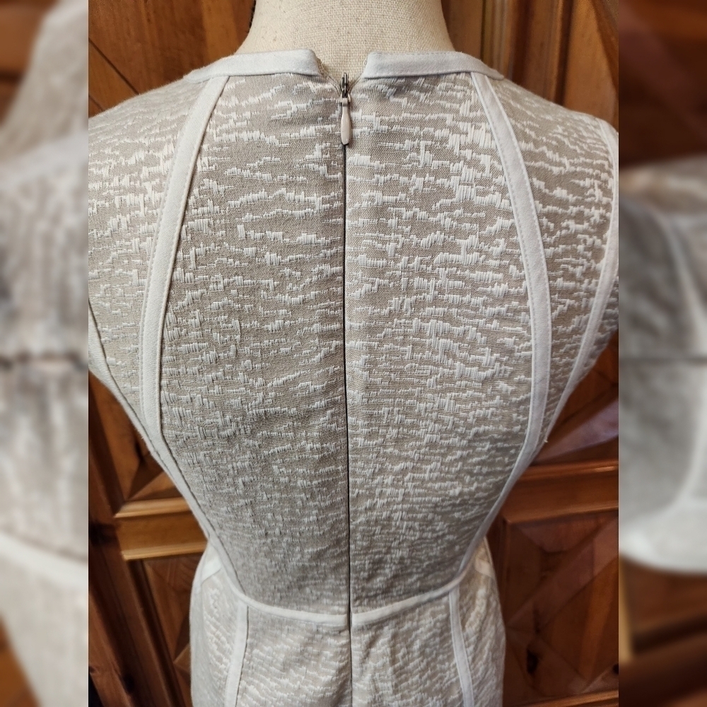 Calvin Klein Tan Sheath Dress Sz 4P - Picture 6 of 9